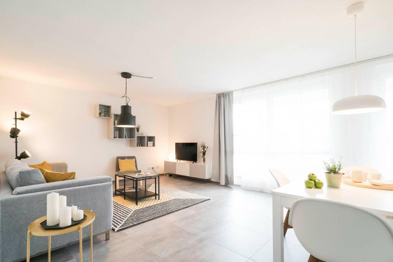 Apartwehr Business&Ferien Apartment Gelb Exteriör bild